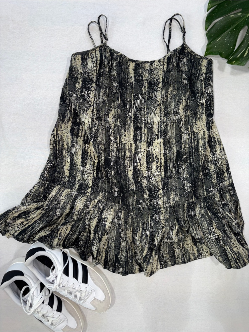 Urban Outfitters Black & Cream Patterned Spaghetti-Strap Tank